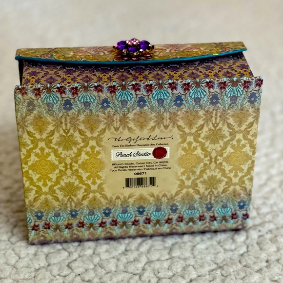 Punch Studio Box - Picture 8 of 8